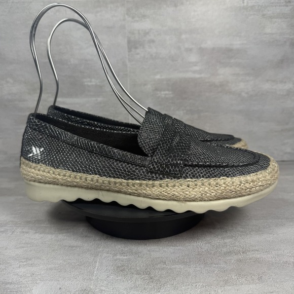 The FLEXX Shoes Womens Size 7.5 Black Loafer Slip On Espadrille Woven Comfort - Picture 1 of 10